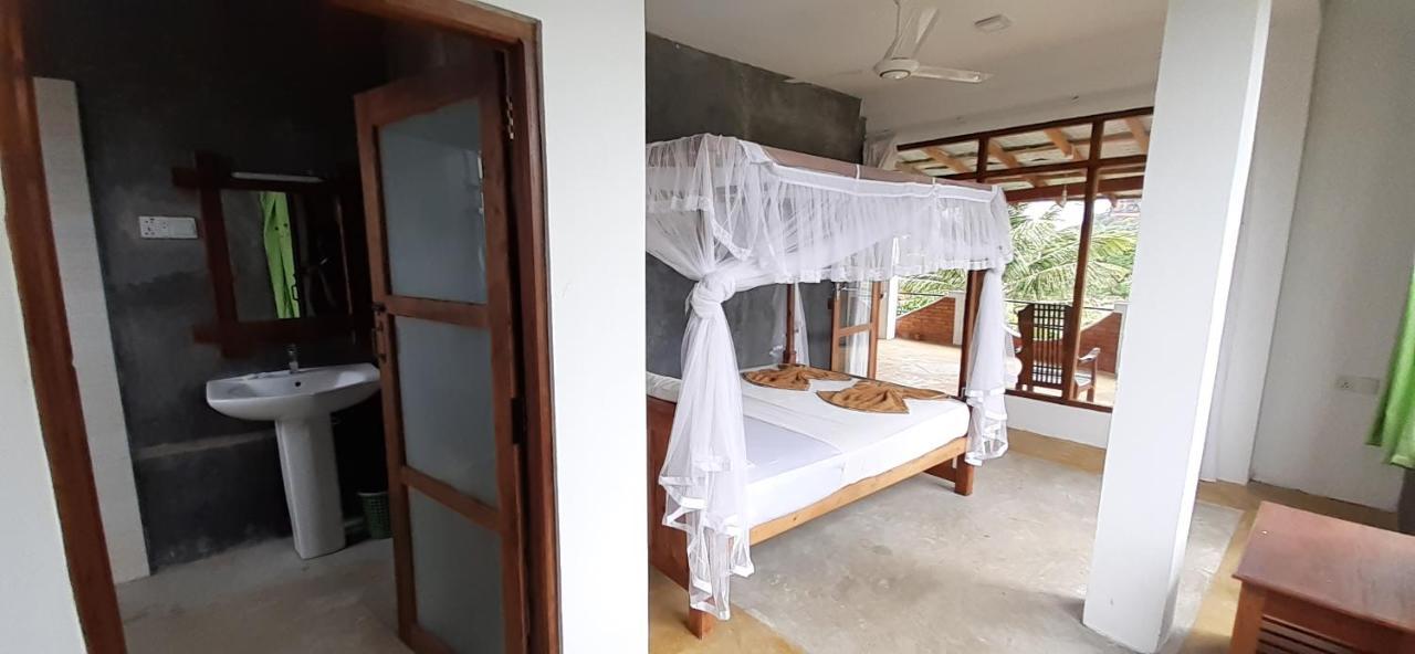 Nelu Resort 锡吉里亚 外观 照片